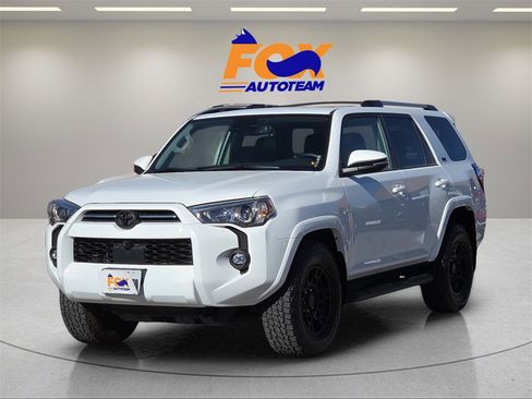 Certified 2024 Toyota 4Runner SR5 Premium image 1