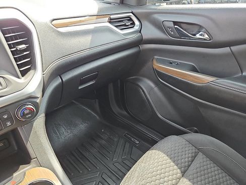 Used 2018 GMC Acadia SLE image 24