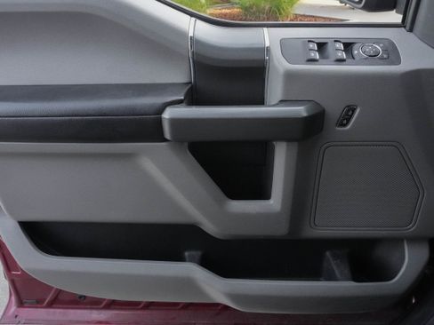 Used 2018 Ford F150 XLT w/ Equipment Group 302A Luxury image 31