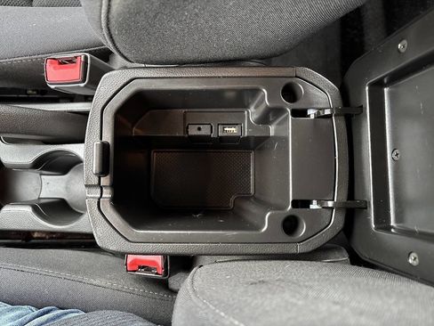 Used 2016 Chevrolet Cruze LT image 29