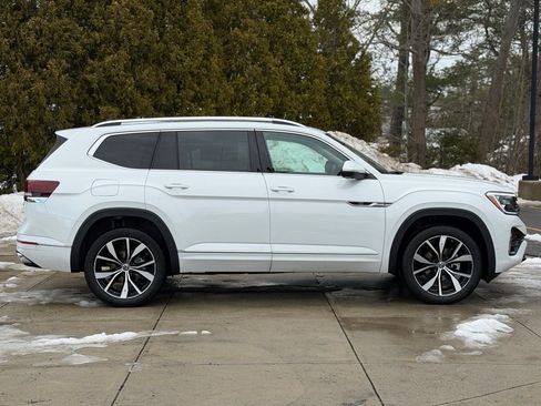 New 2026 Volkswagen Atlas SEL Premium R-Line AWD/4WD image 8