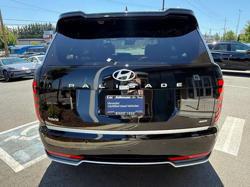 Certified 2026 Hyundai Palisade Calligraphy AWD/4WD image 4