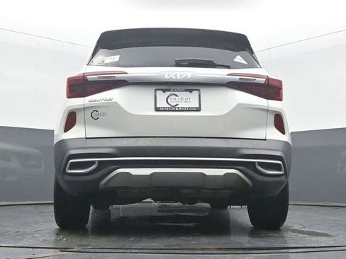 Used 2022 Kia Seltos EX image 50