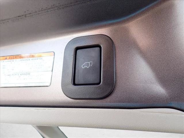 Used 2019 Toyota Sienna XLE Premium AWD/4WD image 6