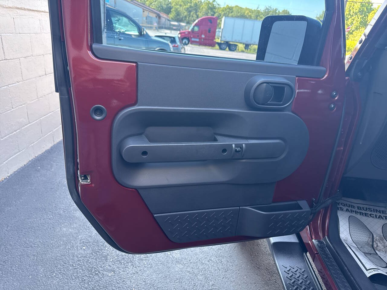 Used 2009 Jeep Wrangler Sahara AWD/4WD image 14