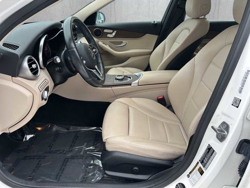 Used 2019 Mercedes-Benz C 300 C 300 image 10