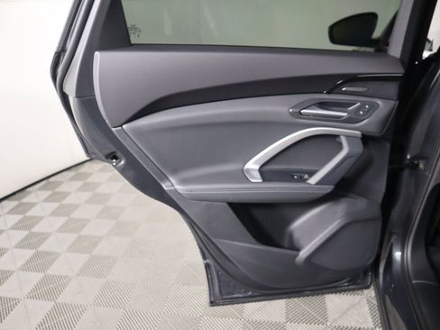 Used 2025 Audi Q5 Premium Plus w/ Premium Plus image 29