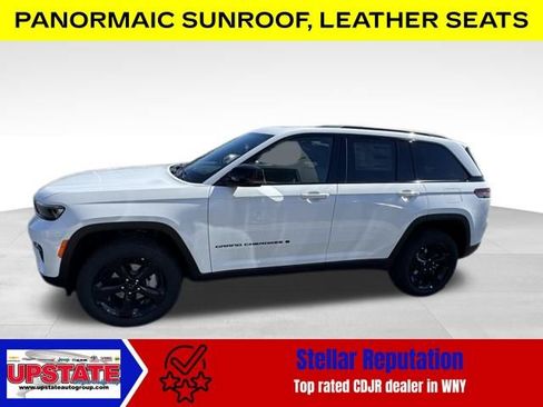 New 2025 Jeep Grand Cherokee Limited image 4