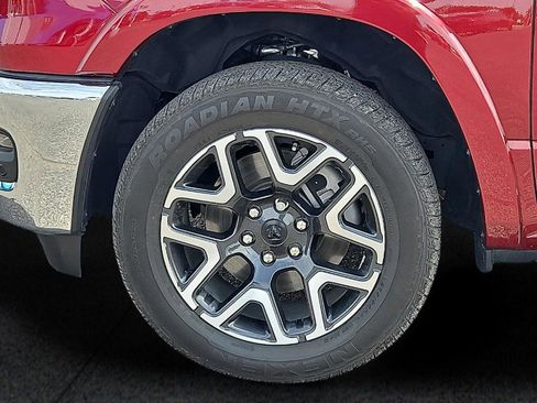 Used 2025 RAM 1500 Laramie image 8
