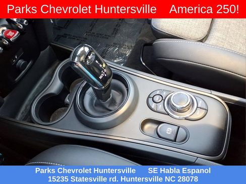 Used 2024 MINI Cooper Countryman S FWD image 11