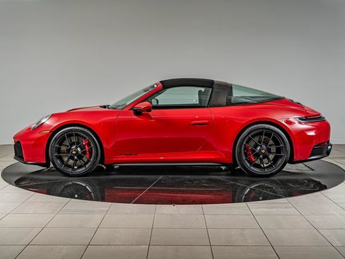 Used 2026 Porsche 911 Targa 4 GTS AWD/4WD image 2