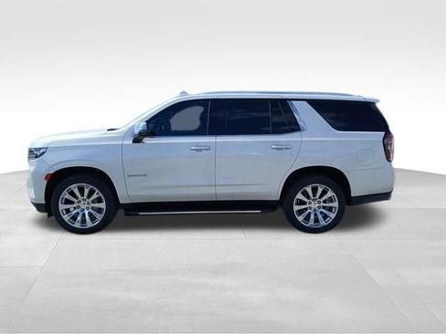 Used 2021 Chevrolet Tahoe Premier w/ Premium Package AWD/4WD image 2