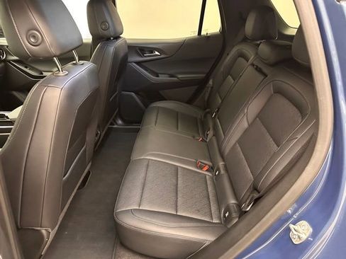 Used 2025 Chevrolet Equinox LT w/ Convenience Package II image 18