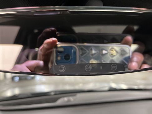 Used 2018 Chevrolet Camaro SS image 30