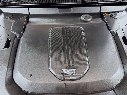 Certified 2024 Cadillac Lyriq Sport AWD/4WD image 33