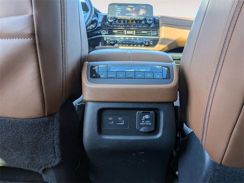 Certified 2023 Nissan Pathfinder Platinum w/ Cargo Package image 26