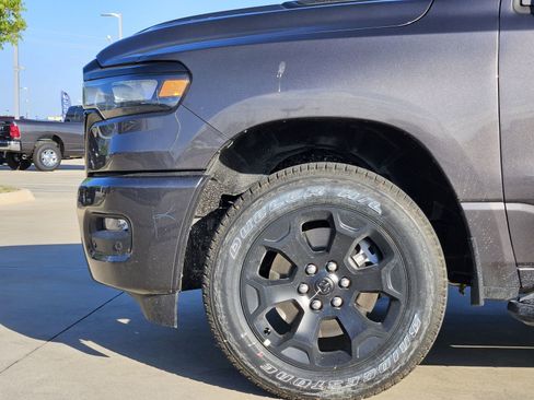 New 2026 RAM 1500 Express AWD/4WD image 11