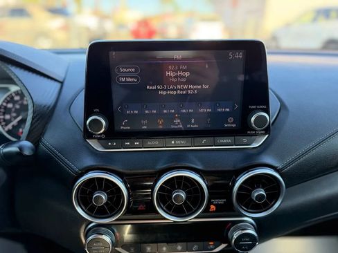 Used 2020 Nissan Sentra SV image 39