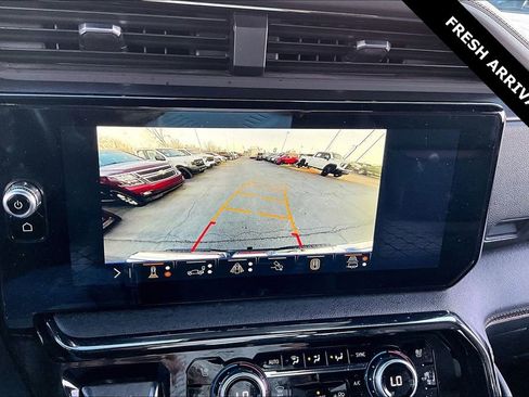 Used 2024 GMC Sierra 1500 AT4 w/ Technology Package image 15