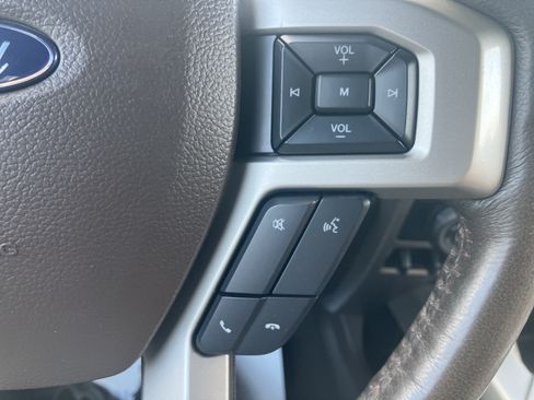 Used 2018 Ford F150 King Ranch w/ Equipment Group 601A Luxury AWD/4WD image 24