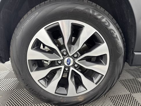 Used 2025 Subaru Outback Limited image 30