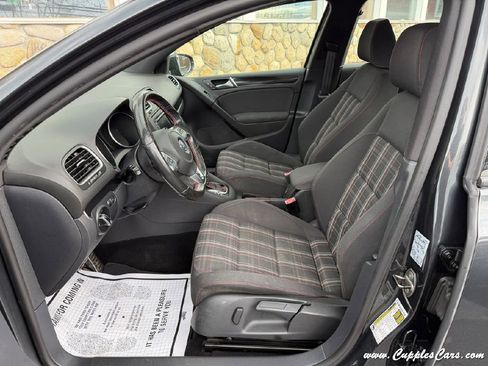 Used 2012 Volkswagen Golf 4-Door image 4