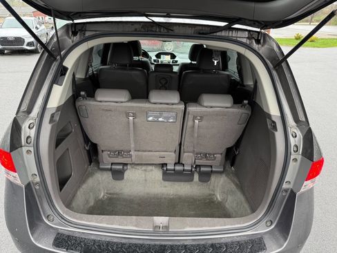 Used 2017 Honda Odyssey Touring image 11
