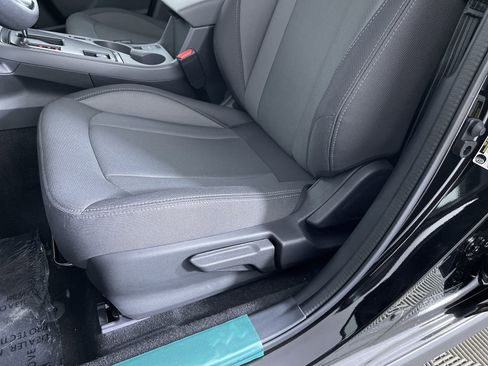 Used 2026 Subaru Crosstrek 2.5i image 13