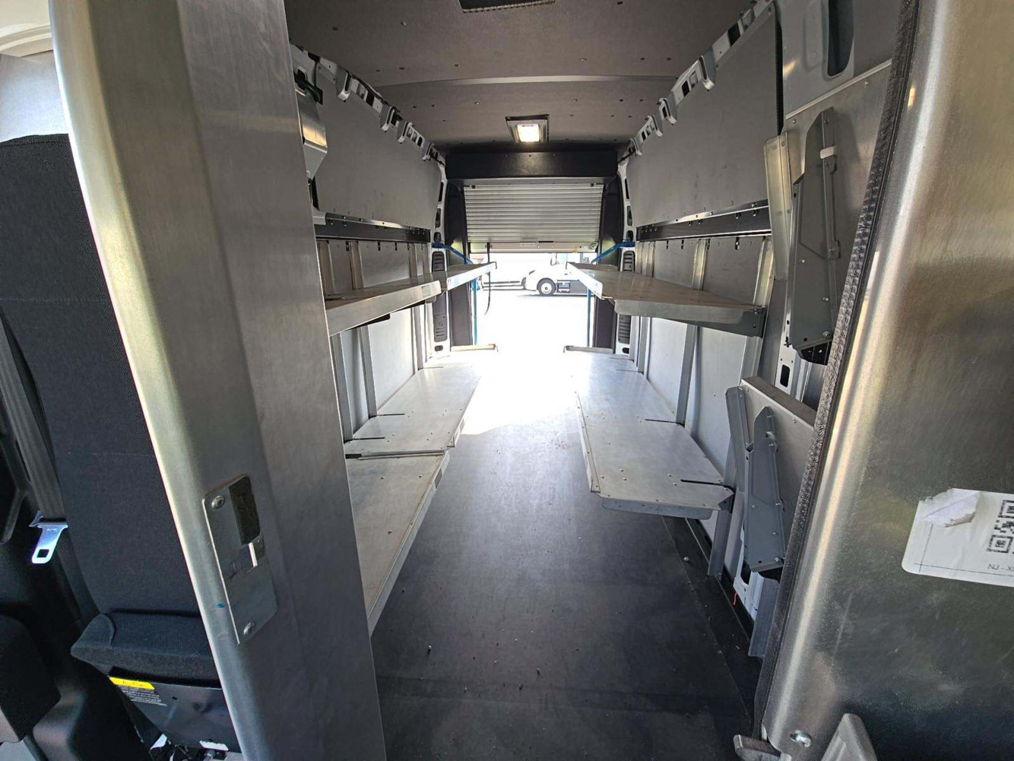 Used 2024 RAM ProMaster 3500 w/ Delivery Van Package FWD image 7