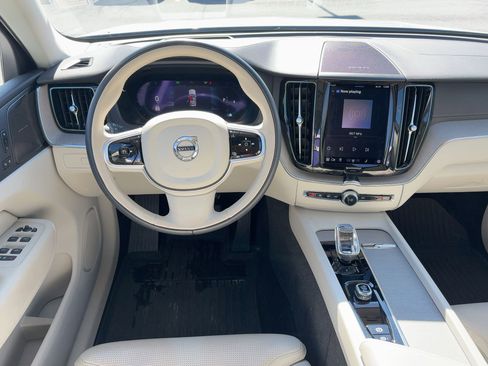 Used 2023 Volvo XC60 B5 Ultimate w/ Protection Package Premier image 28