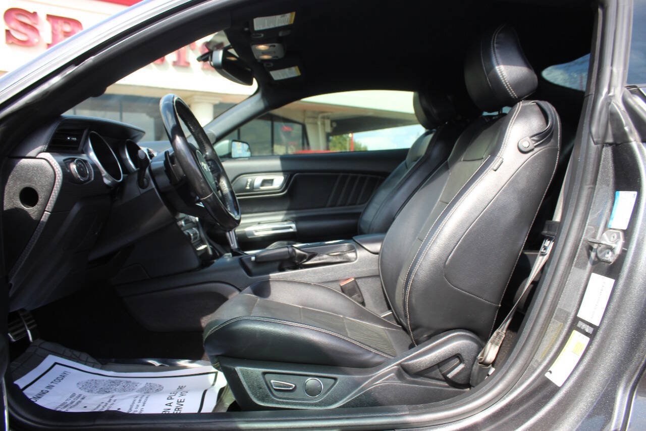 Used 2019 Ford Mustang GT Premium w/ GT Performance Package RWD image 14