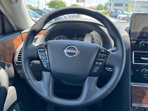 Used 2024 Nissan Armada SL w/ Captain's Chairs Package image 14