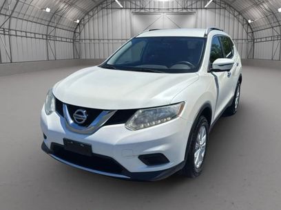 Used 2016 Nissan Rogue SV w/ SV Premium Package