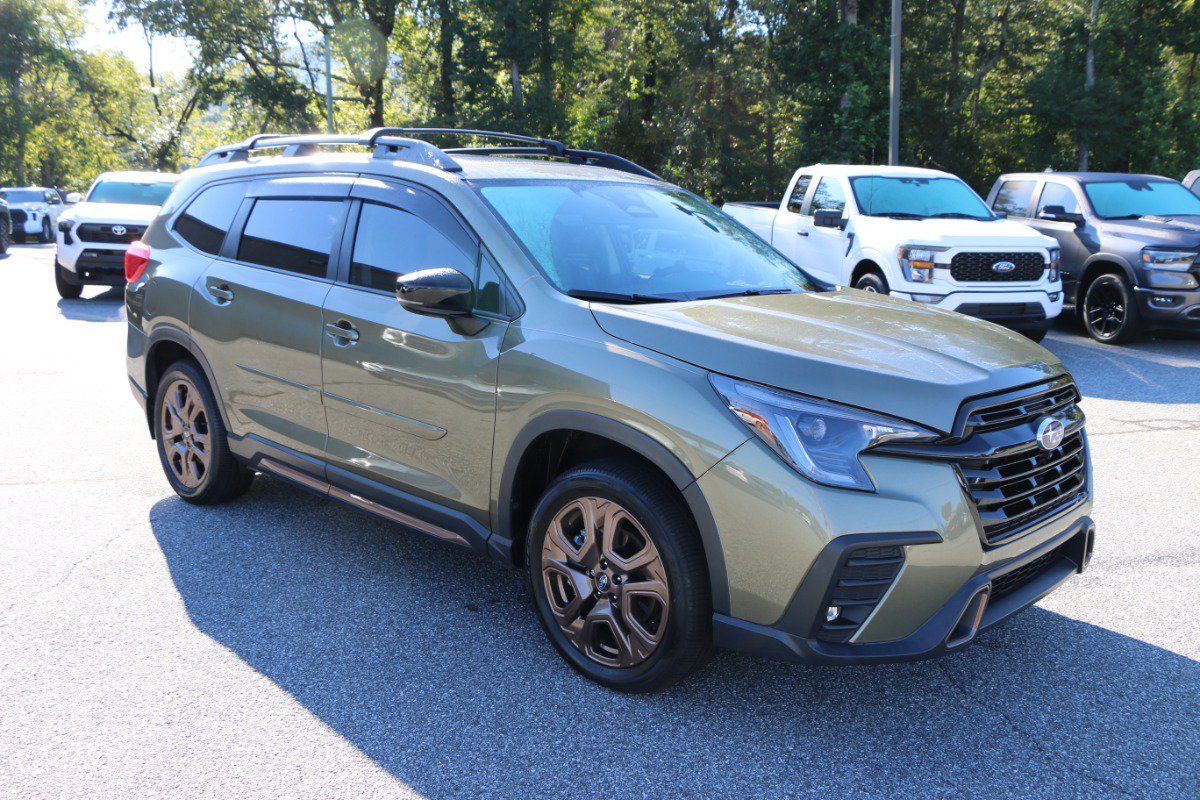 Used 2025 Subaru Ascent Bronze Edition w/ Popular Package #2 AWD/4WD image 10