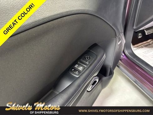Used 2020 Dodge Challenger R/T RWD image 13