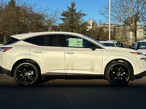 New 2026 Nissan Murano SV image 8