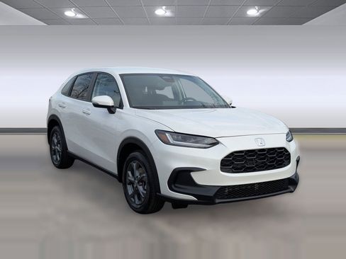 New 2026 Honda HR-V LX image 7