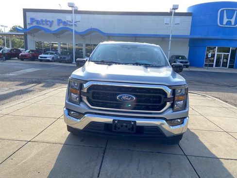 Used 2023 Ford F150 XLT RWD image 3