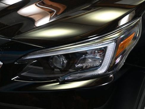 Used 2022 Subaru Outback Premium image 17