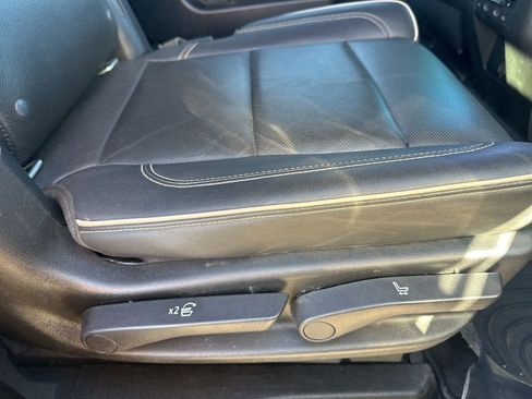 Used 2021 GMC Yukon SLT w/ SLT Luxury Plus Package image 45