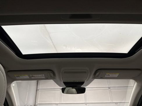 Used 2022 MAZDA CX-30 AWD 2.5 S w/ Premium Package image 17