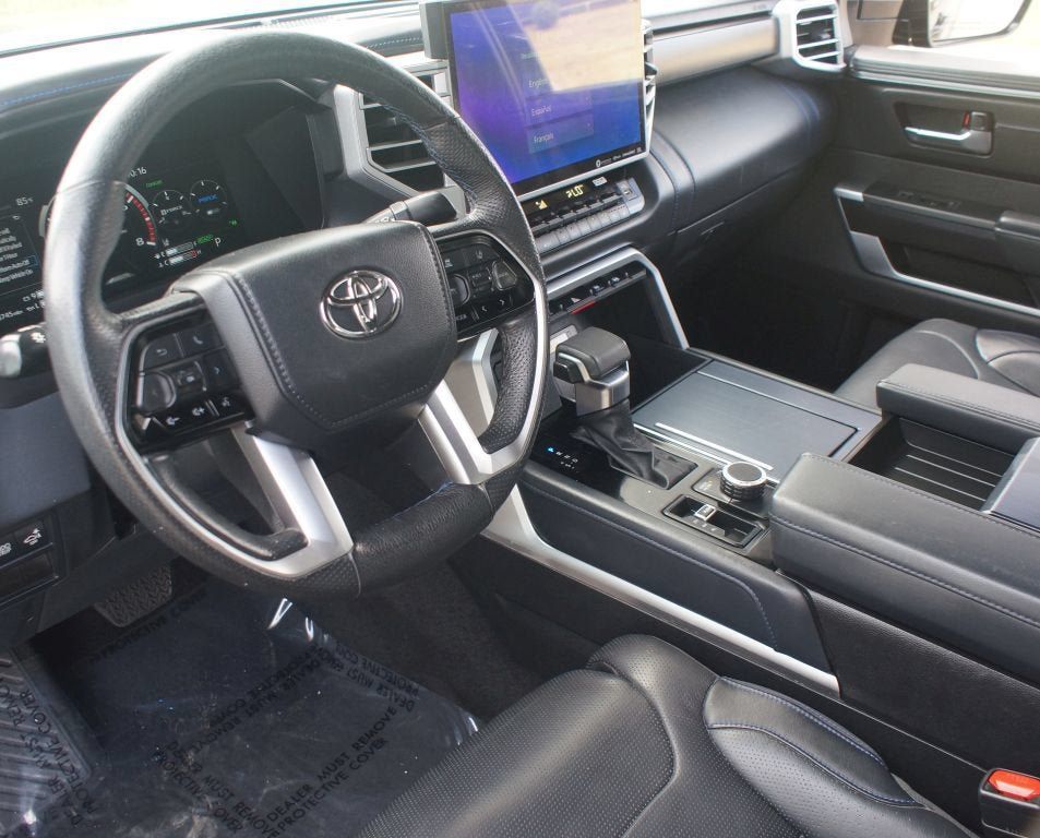 Used 2022 Toyota Tundra Platinum w/ Advanced Package AWD/4WD image 14