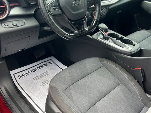 Certified 2024 Chevrolet Trax RS w/ Driver Confidence Package FWD image 25