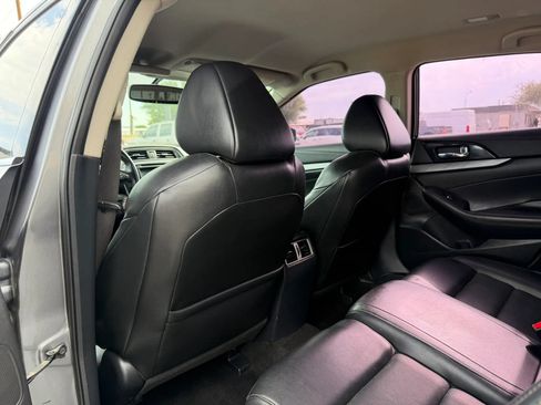 Used 2018 Nissan Maxima 3.5 SV FWD image 24