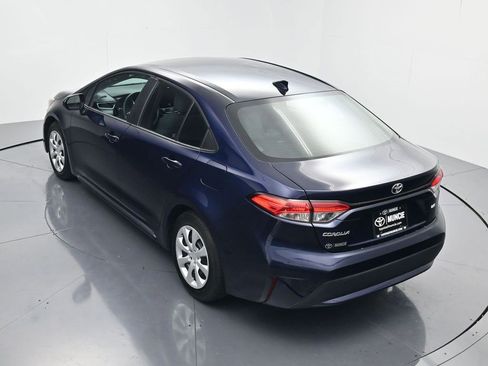 Used 2022 Toyota Corolla LE image 49