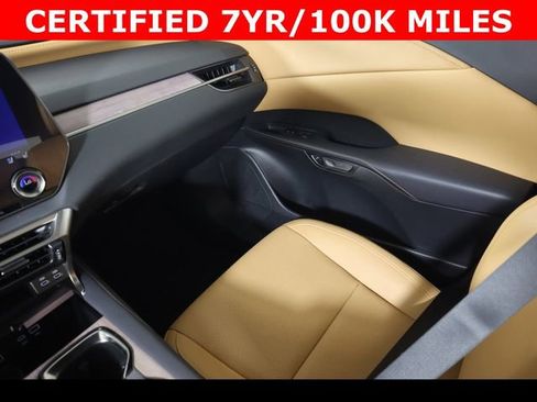 Used 2024 Lexus RX 350 Premium w/ Accessory Package (Z1) AWD/4WD image 17