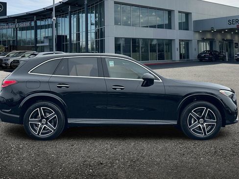 New 2026 Mercedes-Benz GLC 300 4MATIC image 3