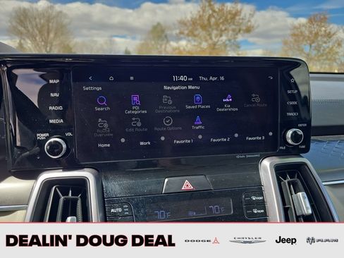 Used 2023 Kia Sorento EX AWD/4WD image 19