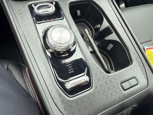 Used 2024 Jeep Wagoneer Launch Edition AWD/4WD image 20