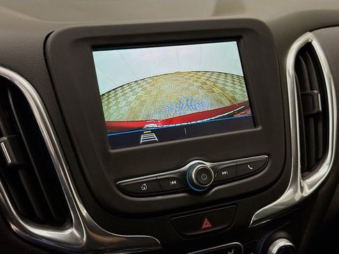 Used 2019 Chevrolet Equinox LT AWD/4WD image 15